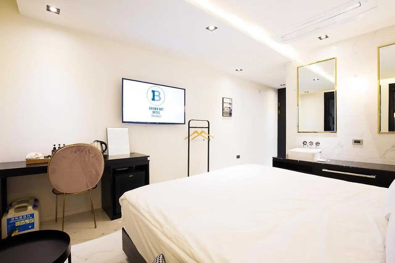 Brown Dot Hotel Busan Station